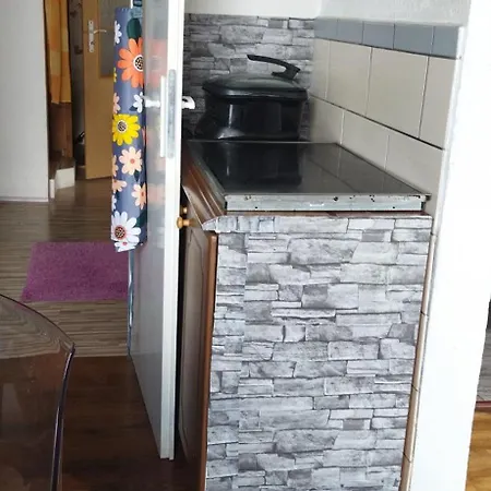 Appartement Samostatny Domecek
