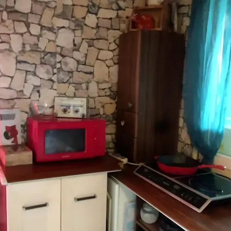 Samostatny Domecek * Klasterec nad Ohri